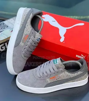 Puma Sneakers