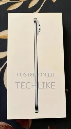 New Apple iPhone Air 1 TB Black