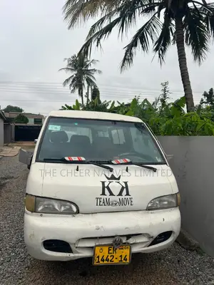 Hyundai H-100 2003 White