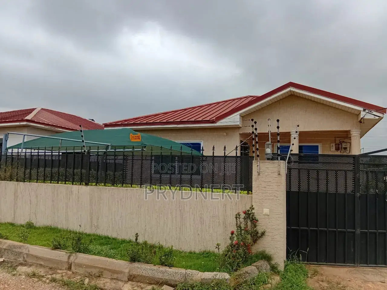 2bdrm House in Savanna, Community 25 for rent