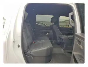 Toyota Tundra 2025 White