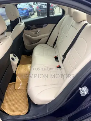Mercedes-Benz C300 Base 4Matic Sedan AWD (2.0L 4cyl 7A) 2017 Blue