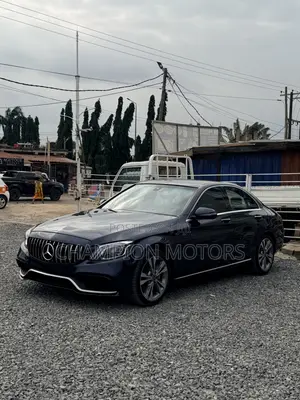 Mercedes-Benz C300 Base 4Matic Sedan AWD (2.0L 4cyl 7A) 2017 Blue