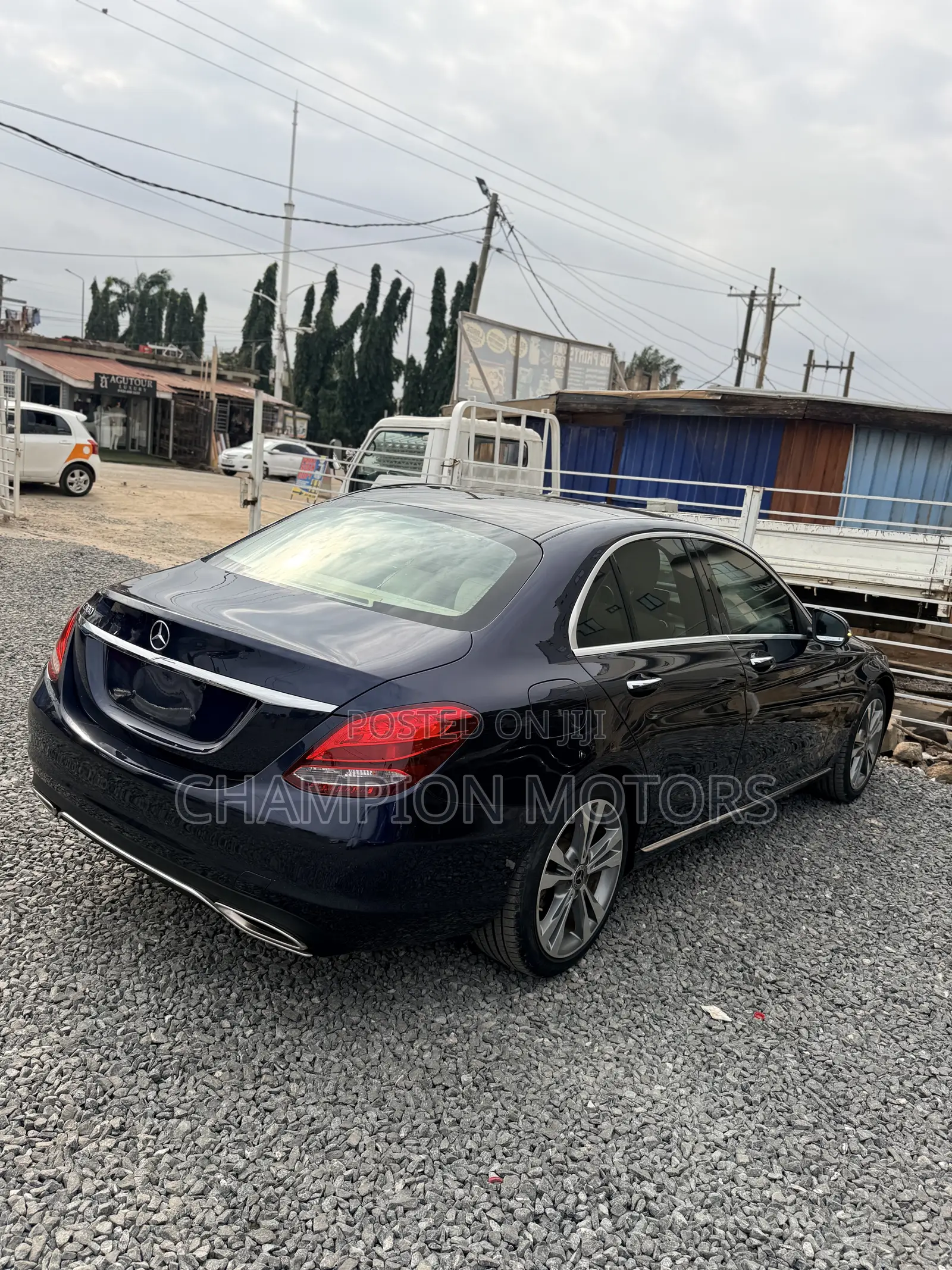 Mercedes-Benz C300 Base 4Matic Sedan AWD (2.0L 4cyl 7A) 2017 Blue