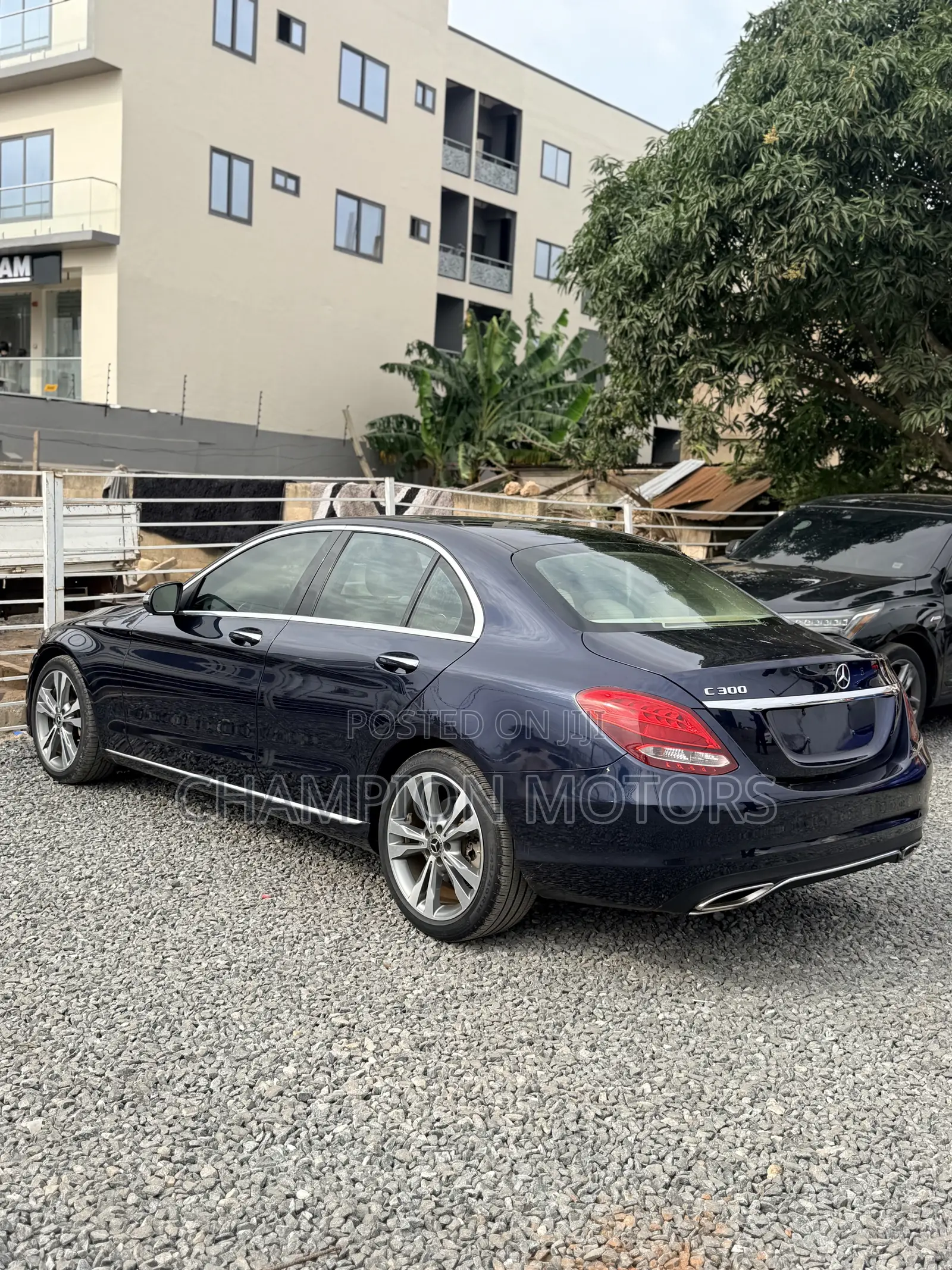Mercedes-Benz C300 Base 4Matic Sedan AWD (2.0L 4cyl 7A) 2017 Blue