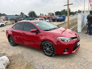 Toyota Corolla 2016 Red