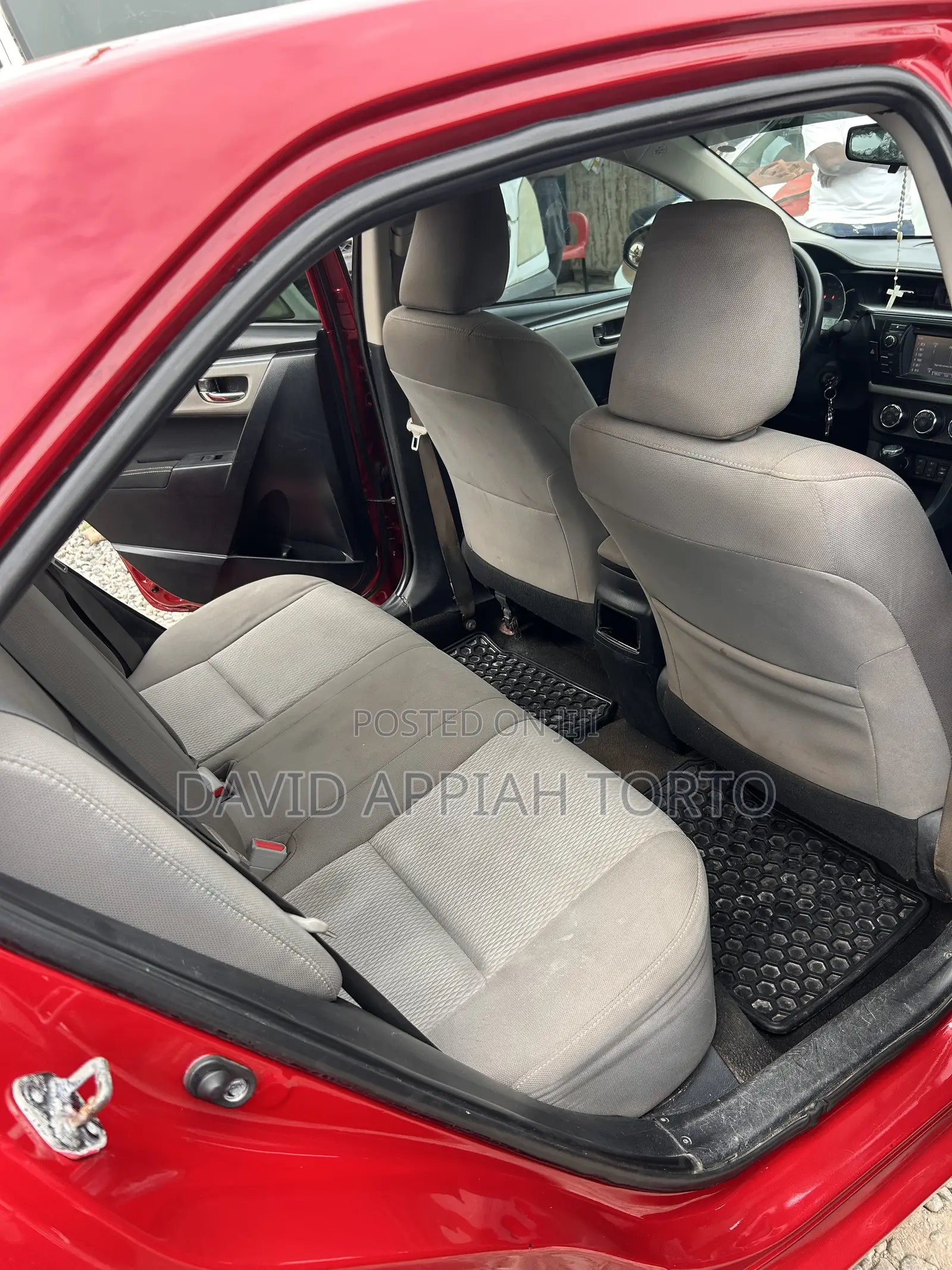 Toyota Corolla LE 4dr Sedan (1.8L 4cyl CVT) 2016 Red