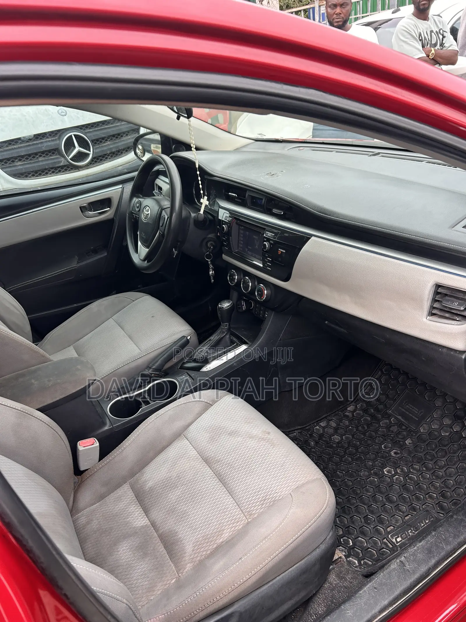 Toyota Corolla LE 4dr Sedan (1.8L 4cyl CVT) 2016 Red