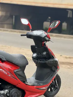 Suzuki 2016 Red