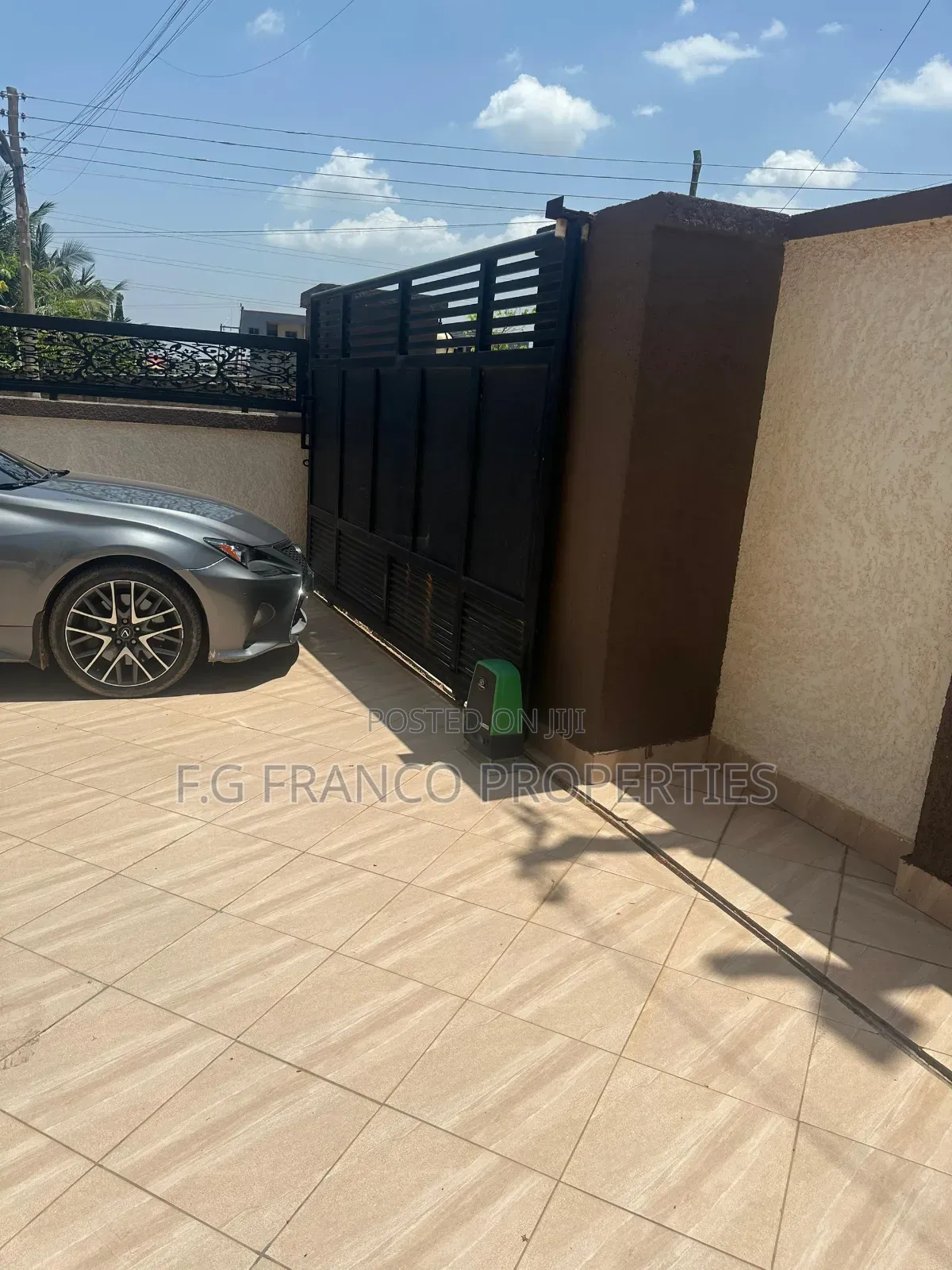 2bdrm Apartment in Kg, Franco, West Hills Mall Area for sale