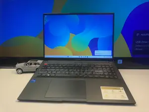 Laptop Asus Vivobook S 16 OLED 16GB Intel Core i7 SSD 512GB