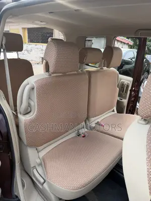 Toyota Sienta 1.5 FWD 2012 Burgundy