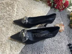 Classy Full Shoe Leather Heel