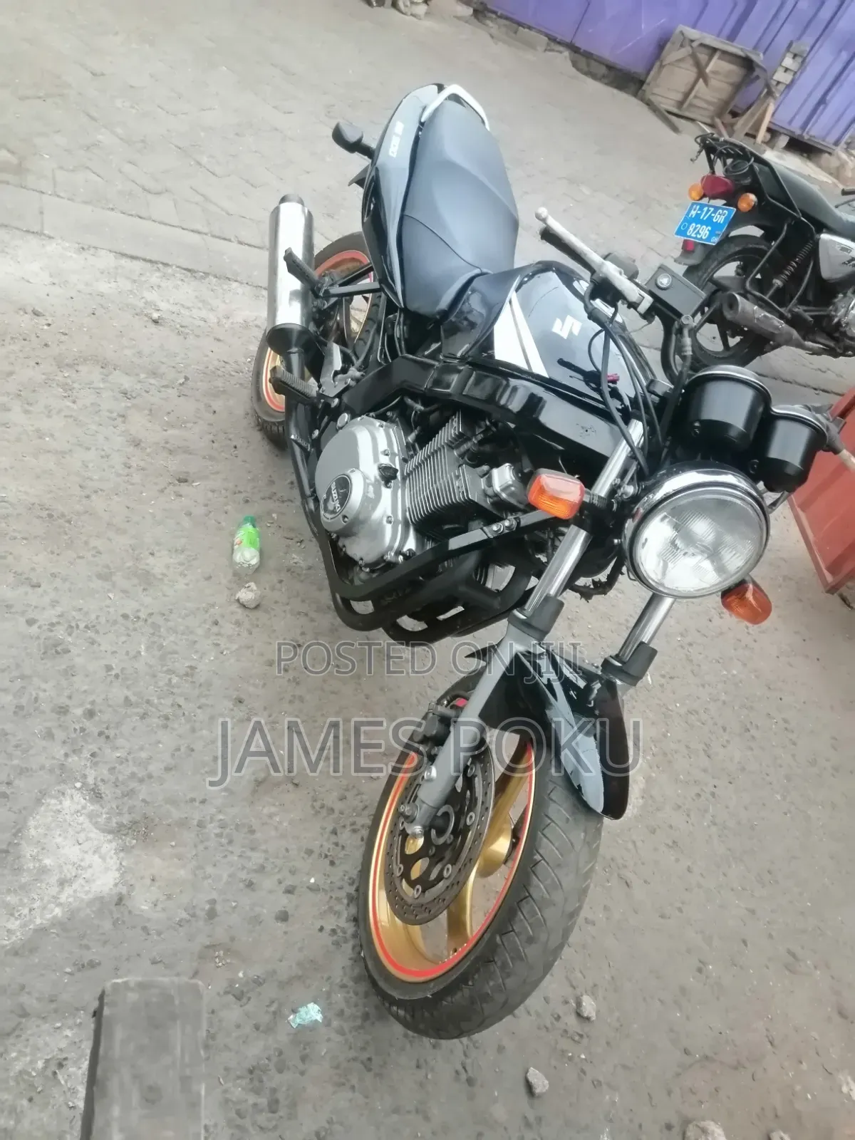 Suzuki 2018 Black