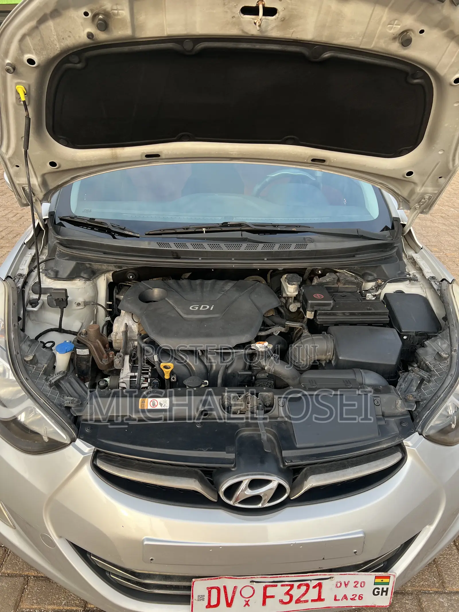 Hyundai Avante 2013 Silver