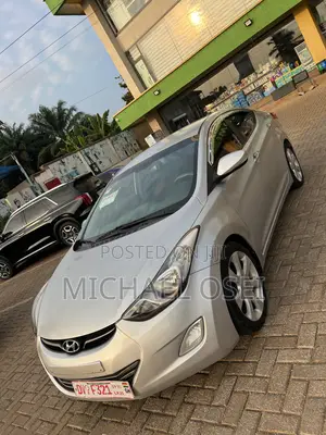 Hyundai Avante 2013 Silver
