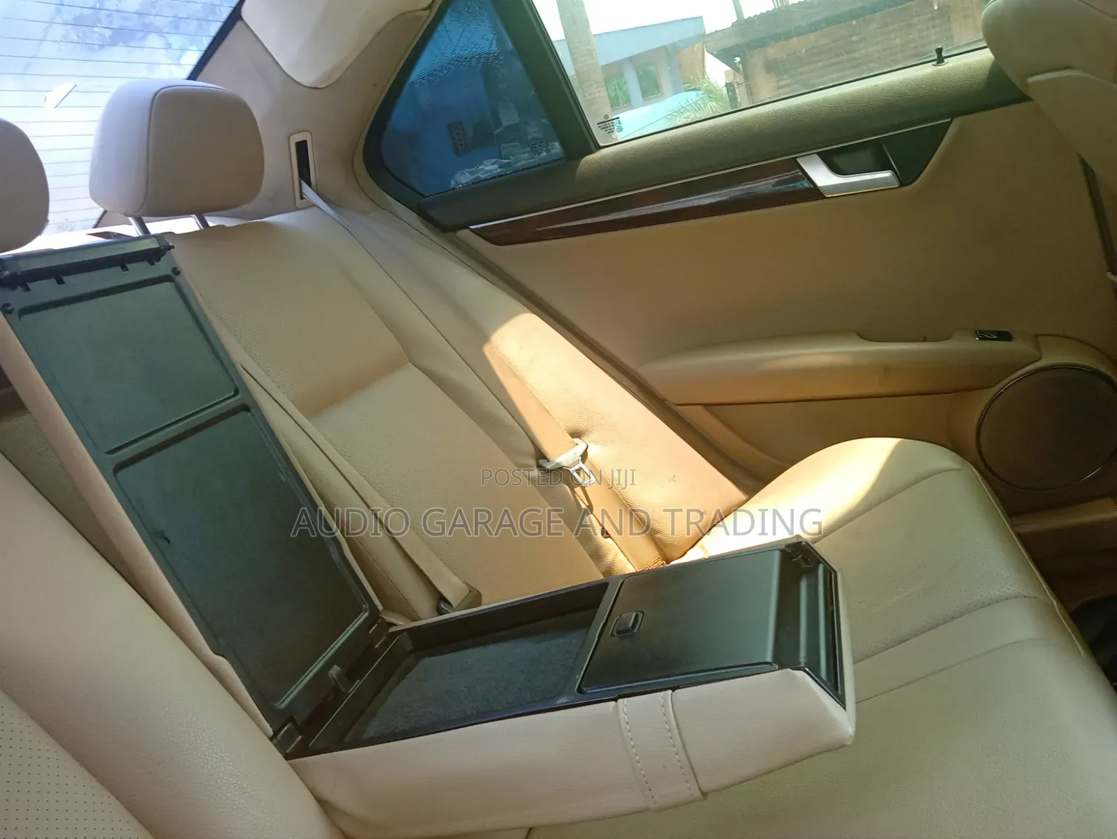 Mercedes-Benz C250 2014 Black
