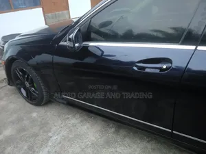 Mercedes-Benz C250 2014 Black