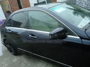 Mercedes-Benz C250 2014 Black