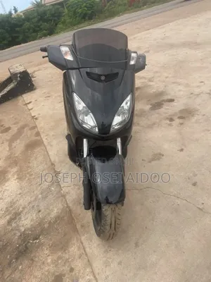 Yamaha 2009 Black