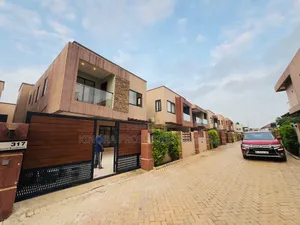 4bdrm Duplex in Hatso Kfc, Papao for sale