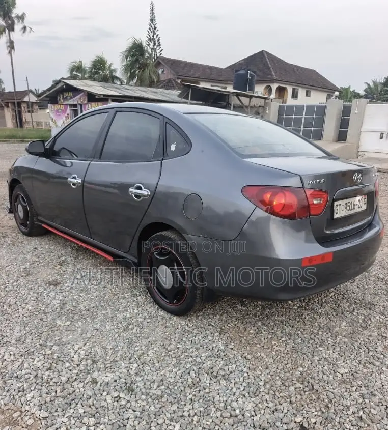 Hyundai Elantra 2010 Gray