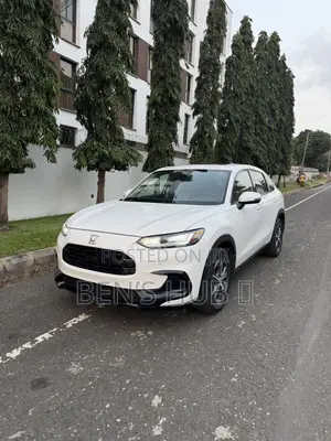 Honda HR-V EX-L AWD CVT w/o BSI 2025 White