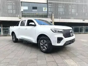 Car 2025 White