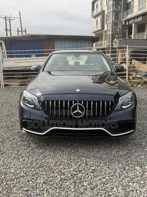 Mercedes-Benz C300 2017