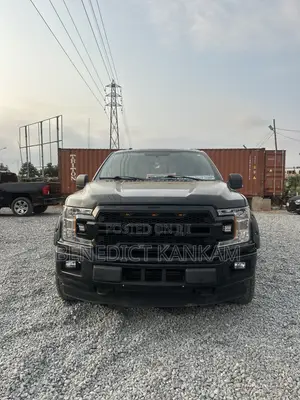 Ford F-150 XLT 4x4 SuperCab Styleside 8 ft. box 163 in. WB 2018 Black