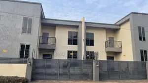 Furnished 4bdrm Townhouse / Terrace in Royal Homes Gh, East Legon