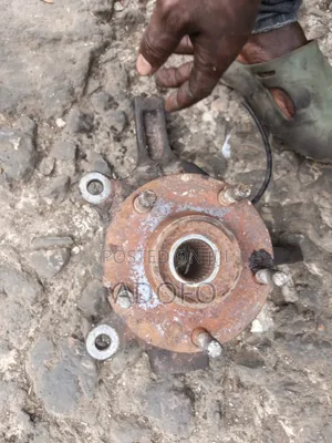 Nissan Rogue Front Hub 2008 to 2014