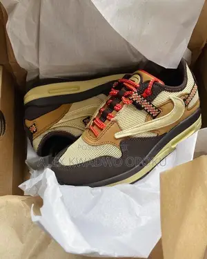 Nike Air Max Travis Scott