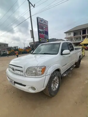 Toyota Tundra 2009 White