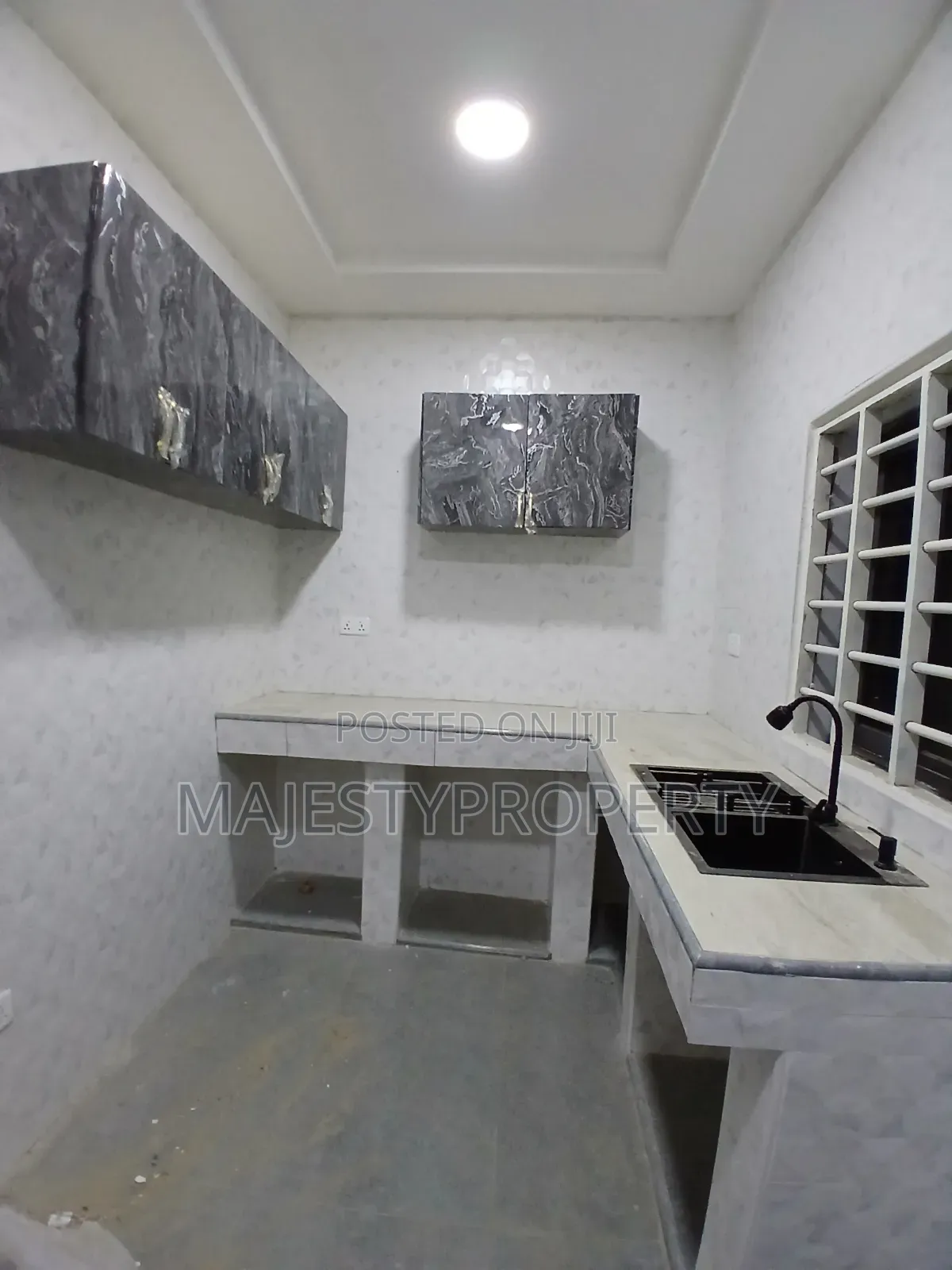 1bdrm Apartment in Batsona, Baatsona Total for rent