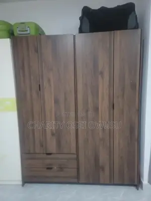 2 in 1Used Wardrobe