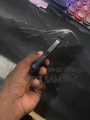 Apple iPhone 16 256 GB Black