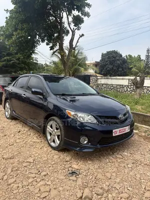 Toyota Corolla S Special Edition 4dr Sedan (1.8L 4cyl 4A) 2013 Blue
