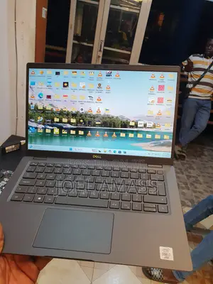 Laptop Dell Latitude 7410 16GB Intel Core i7 SSD 256GB