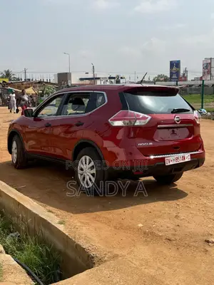 Nissan Rogue 2016 Red