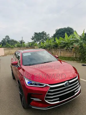 New BYD Tang DM-i 2023 Red