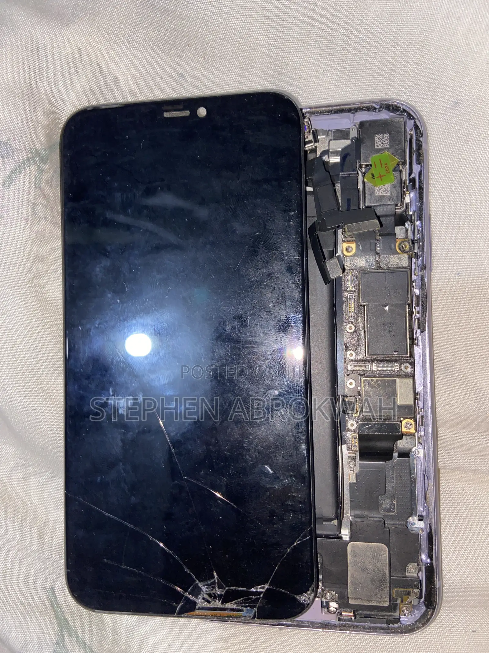Apple iPhone 11 64 GB Purple