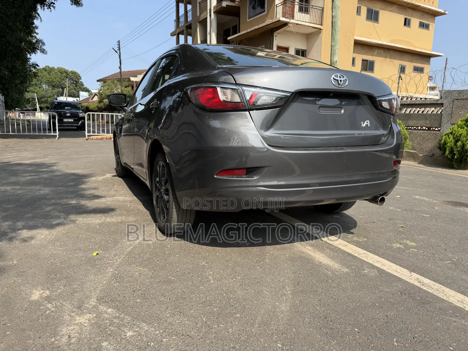 Toyota Yaris iA 1.5 FWD 2018 Gray