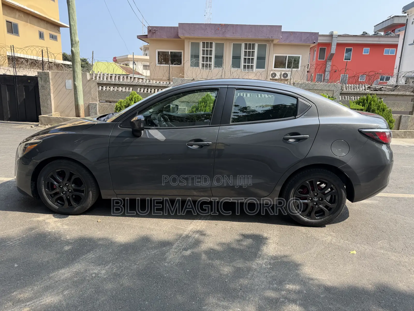 Toyota Yaris iA 1.5 FWD 2018 Gray