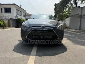 Toyota Yaris iA 1.5 FWD 2018 Gray