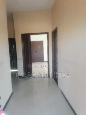 2bdrm Apartment in Baatsona Total for rent