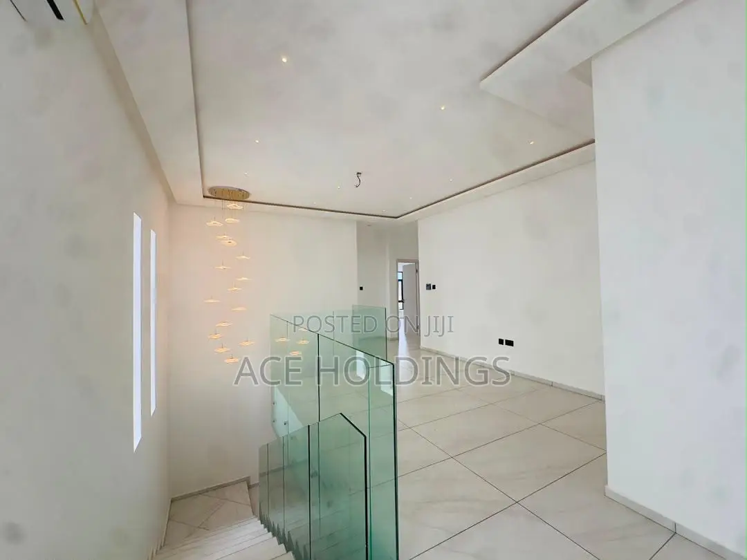 4bdrm Mansion in East Legon Hills for sale