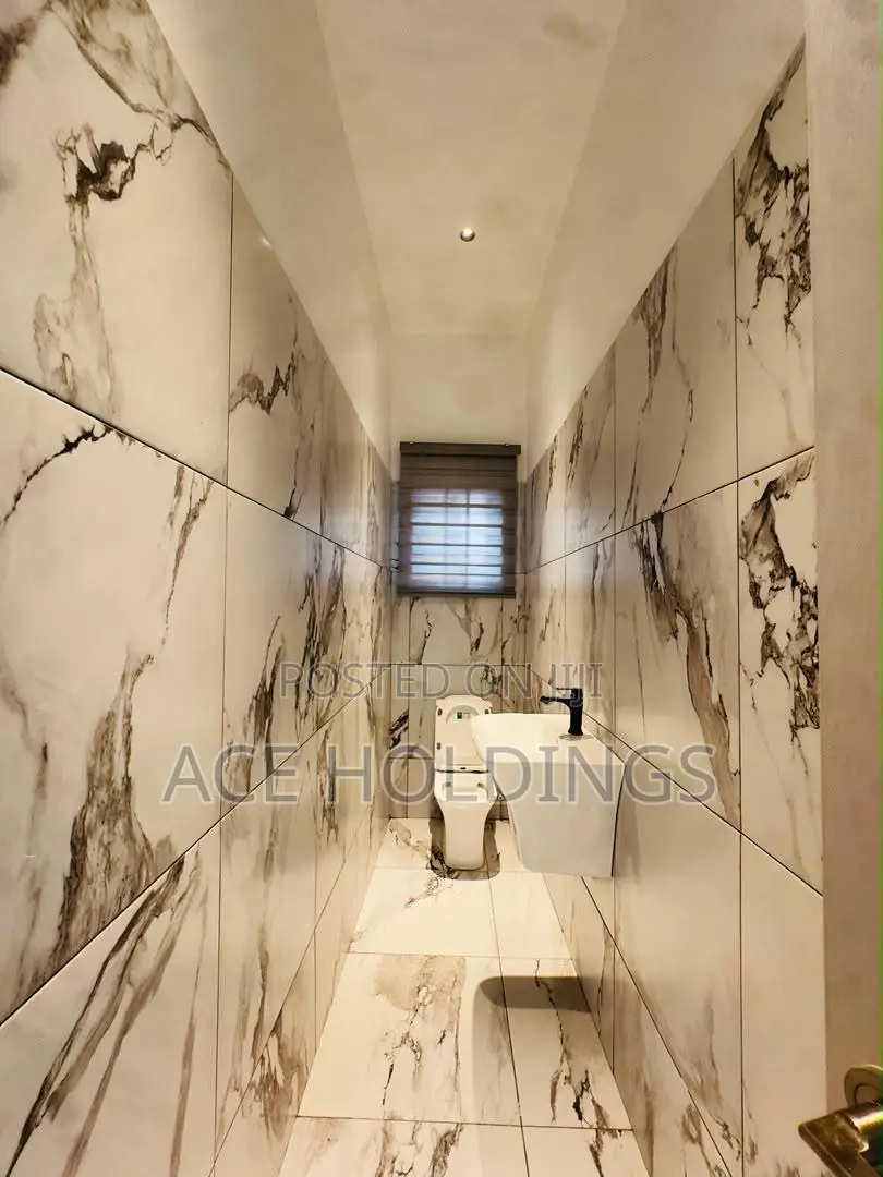 4bdrm Mansion in East Legon Hills for sale