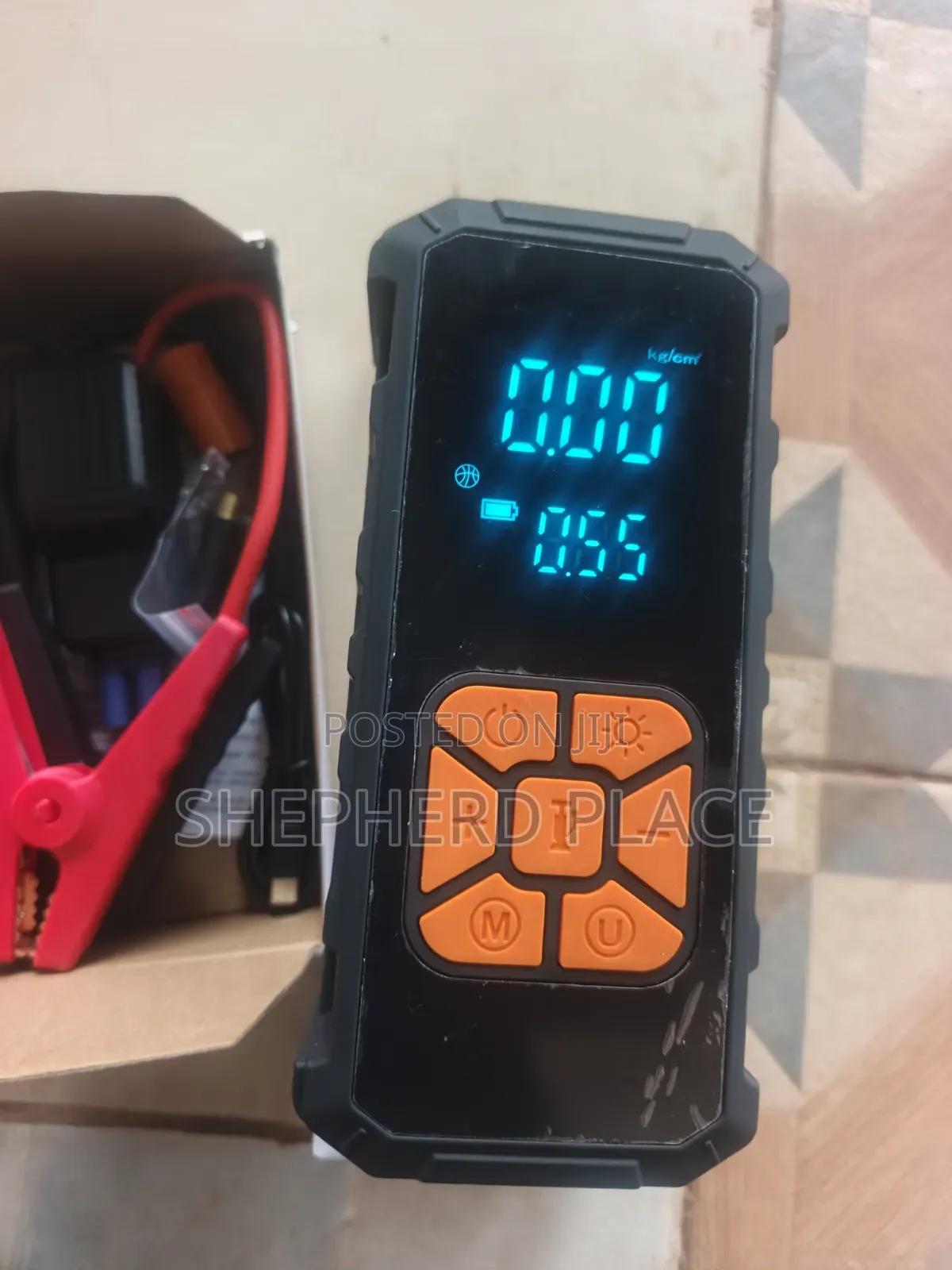 4 in 1 Car Jump Starter and Air Pump