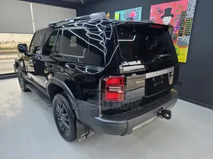 Toyota Land Cruiser Prado 2025 Black